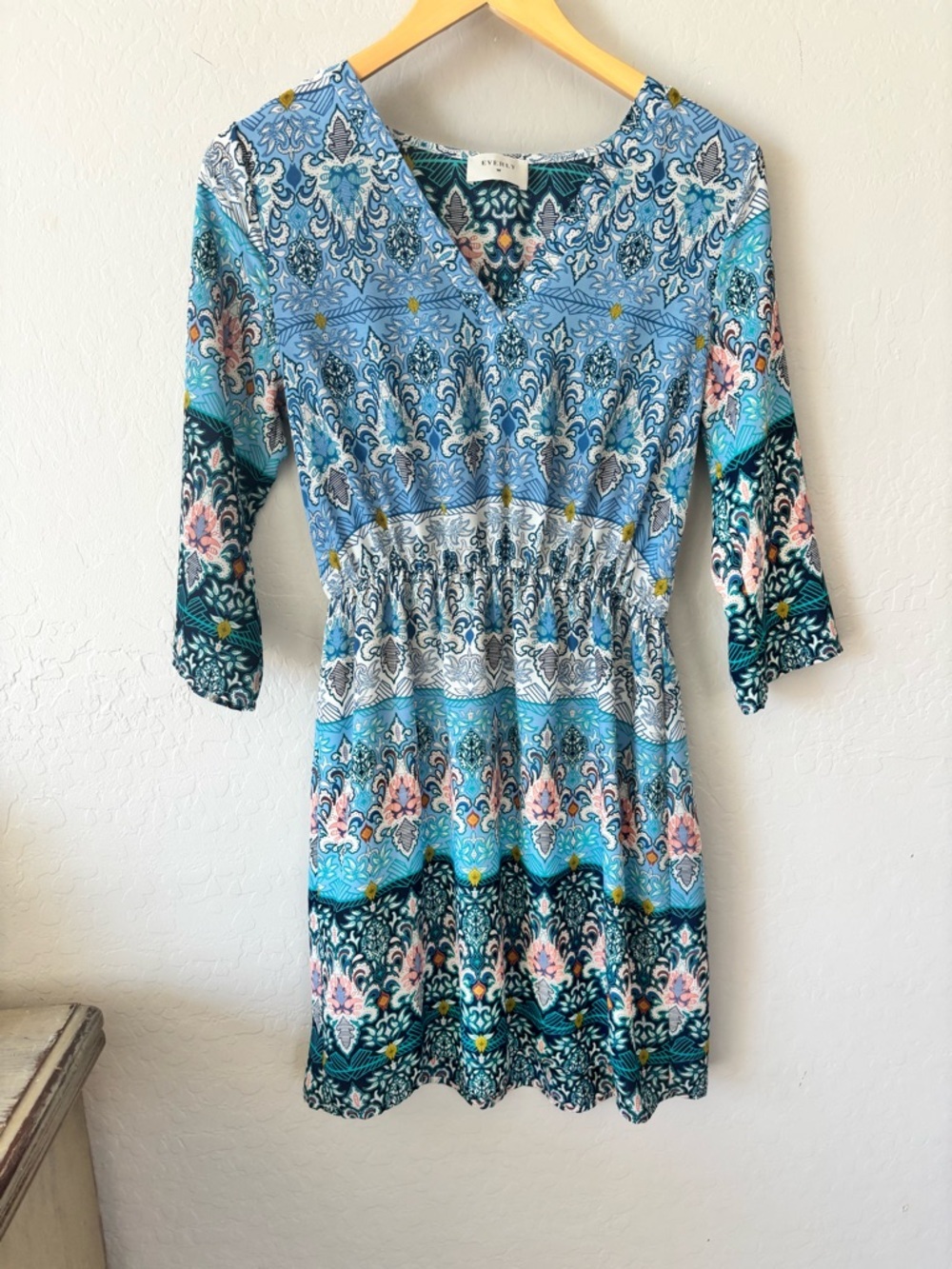Everly Blue Paisley V-Neck Smock Waist Mini Dress - Picture 5 of 15
